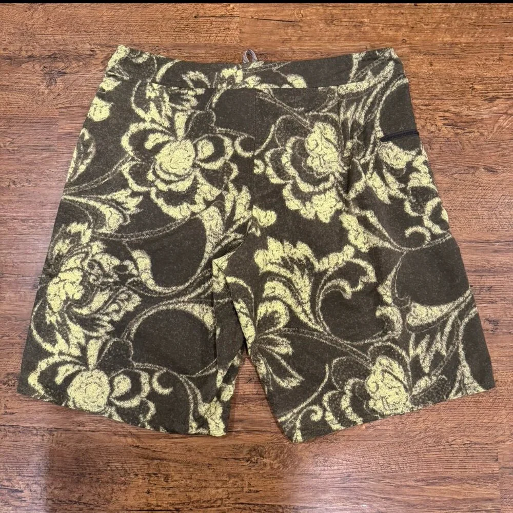 Patagonia Green Floral Wavefarer Board Shorts‎ Swim Trunks Bermudas Men's 35x10